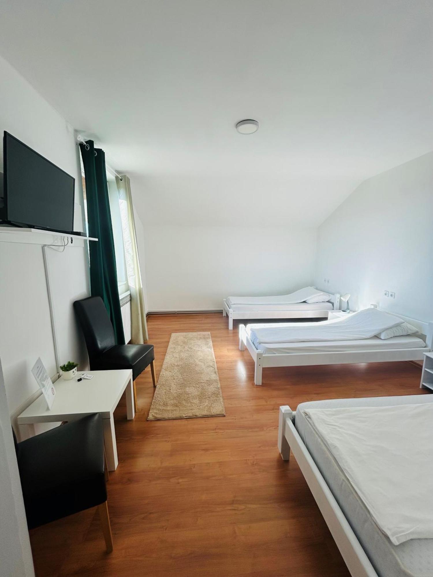 Rooms Alea Sanski Most Luaran gambar